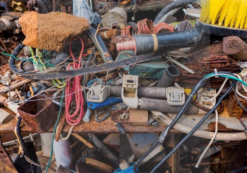 8 Signs you're a Borderline Hoarder -UCAN Blog - organise storage spacesaver