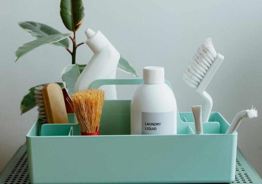 How to Clean Spotlessly with Minimal Effort - UCAN